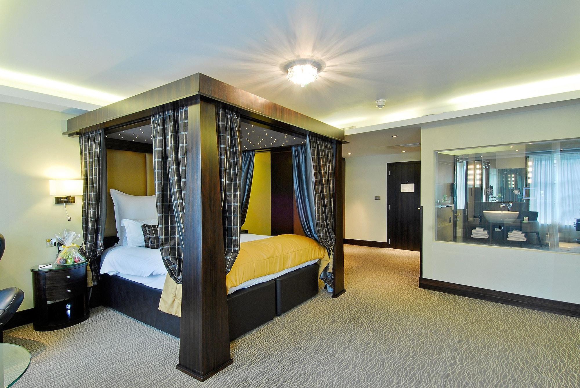 Montcalm Mayfair, Autograph Collection Лондон Номер фото A suite at the hotel