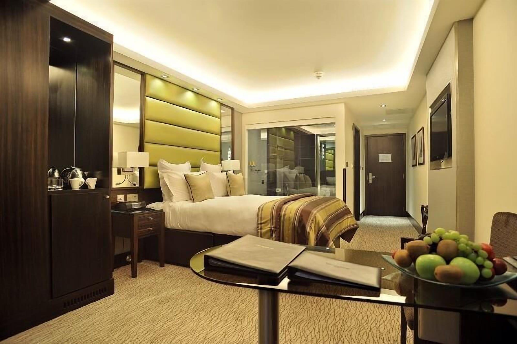 Montcalm Mayfair, Autograph Collection Лондон Екстер'єр фото A room at the hotel