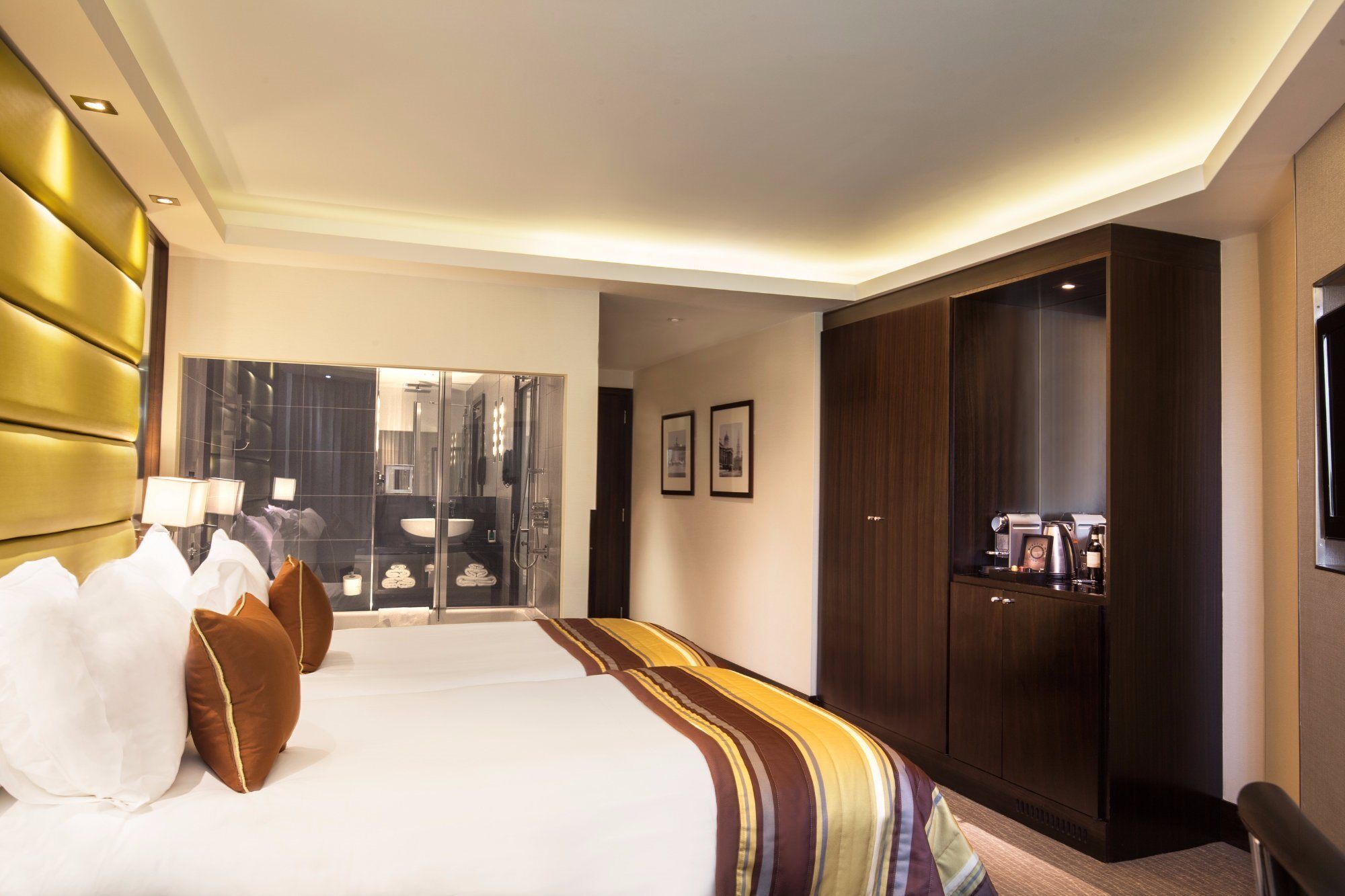 Montcalm Mayfair, Autograph Collection Лондон Екстер'єр фото A room at the Mandarin Oriental, London