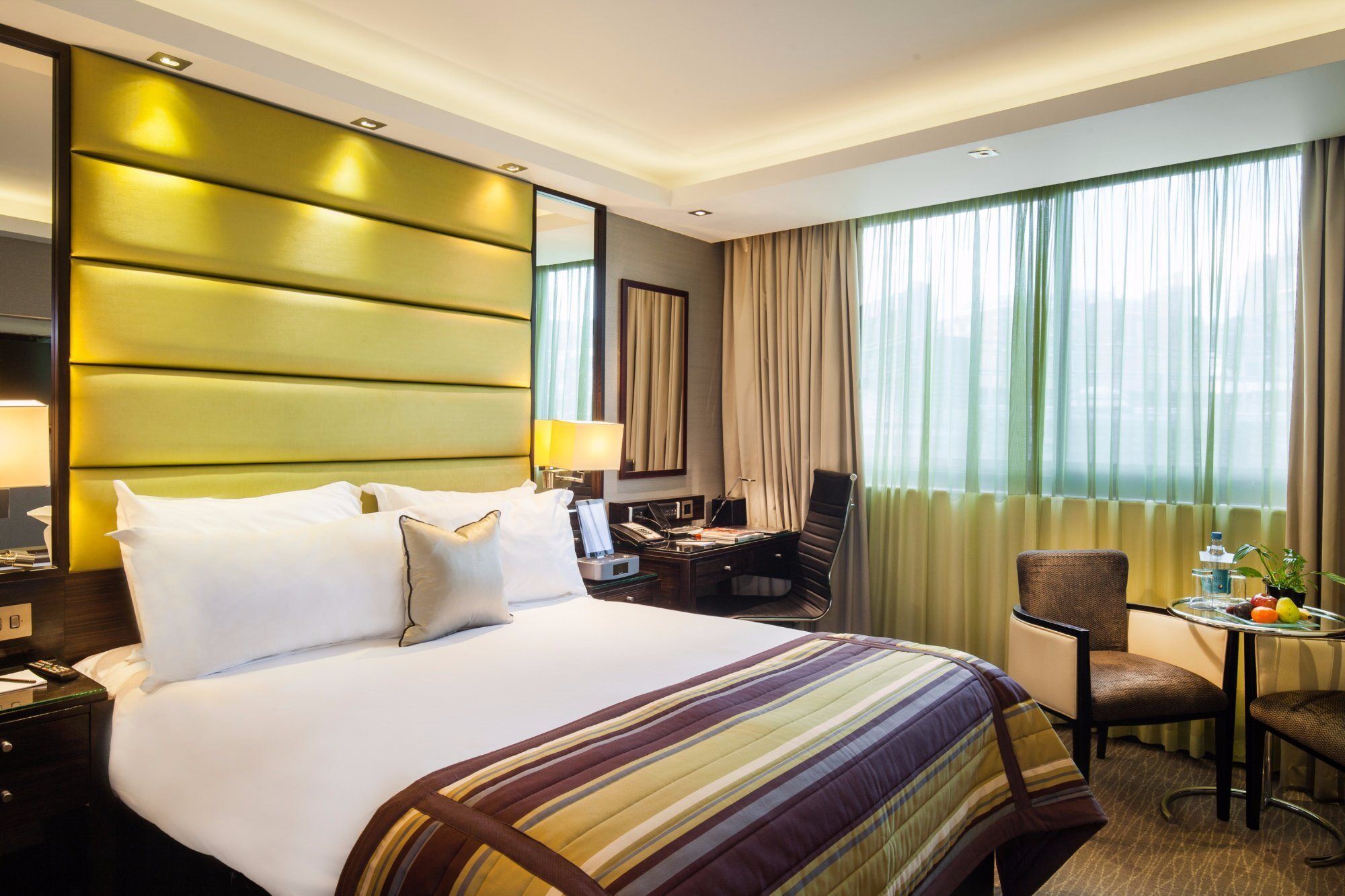 Montcalm Mayfair, Autograph Collection Лондон Екстер'єр фото A room at the hotel