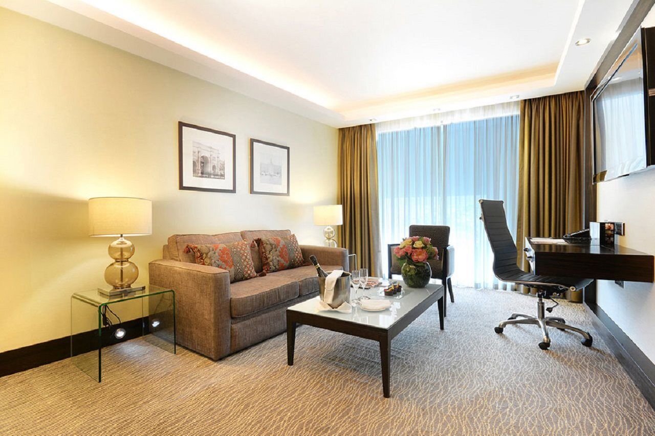 Montcalm Mayfair, Autograph Collection Лондон Екстер'єр фото A suite at the hotel